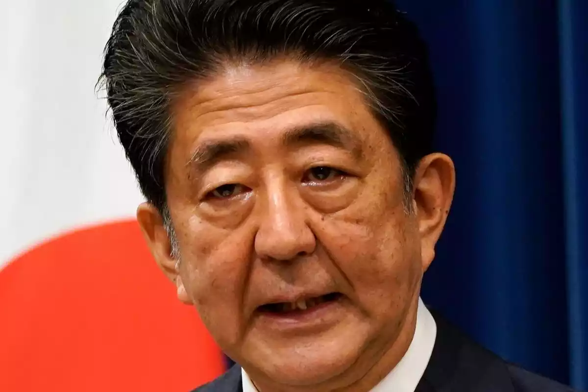 Primer plano del primer ministro japonés, Shinzo Abe