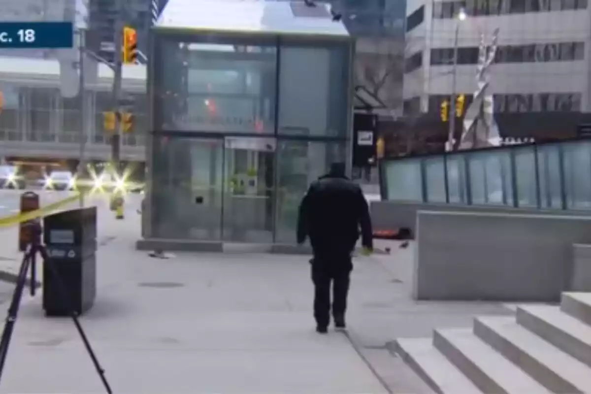 Calle de Toronto acordonada tras detener a 8 adolescentes por un asesinato