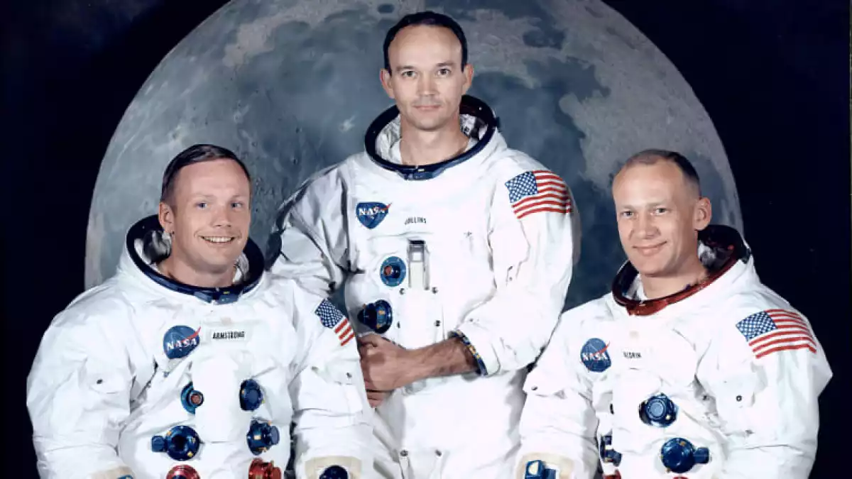 Imatge dels tres astronautes que van protagonitzar aquell moment històric