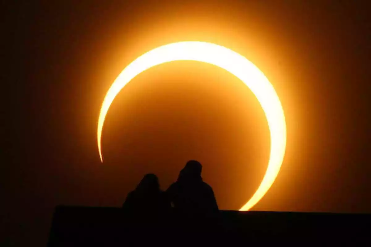 Imagen de un eclipse anular de Sol